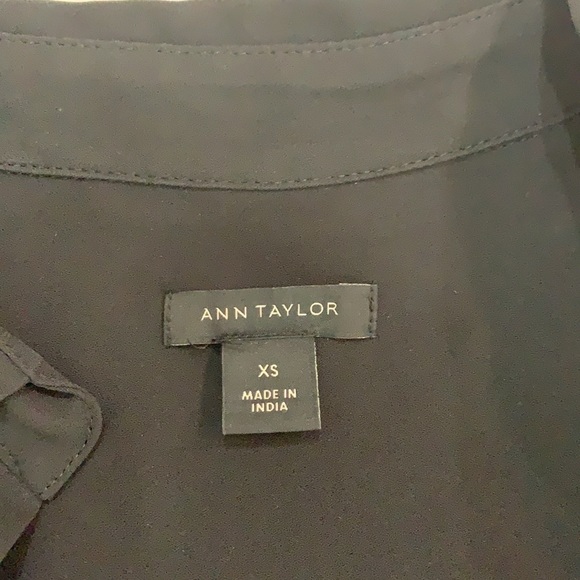 Ann Taylor blouse - Picture 2 of 4